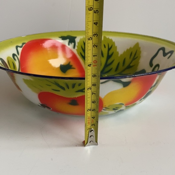 Vintage enamelware harvesting bowl gathering bowl farmhouse decor tomato pattern - Picture 9 of 12